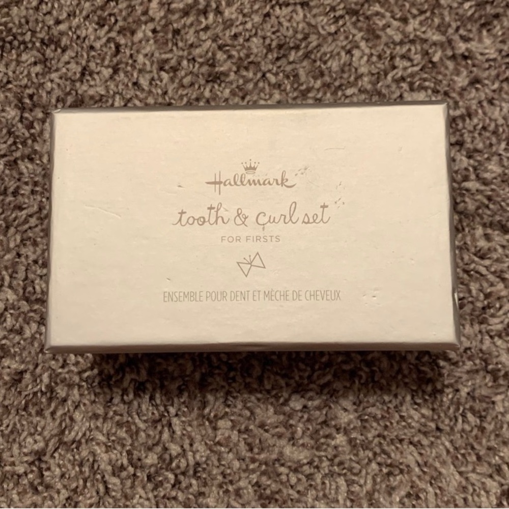Hallmark Tooth and Curl Set